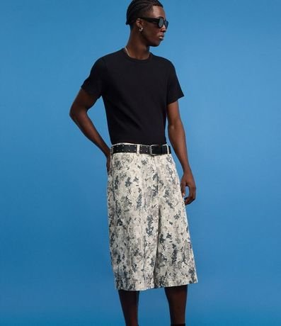 Bermuda Super Baggy en Sarga con Bolsillos Laterales Camuflada 7