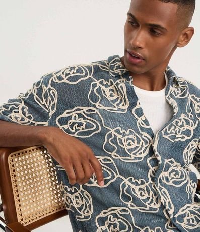 Camisa en Punto con Textura Floral 3