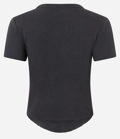 Blusa Acanalada en Rib Desteñida con Bajo Redondo 6