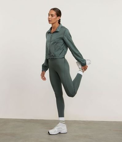 Campera Corta Viento Cropped Deportiva con Saco 2