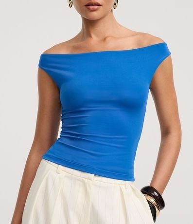 Blusa en Microfibra con Escote Canoa 4