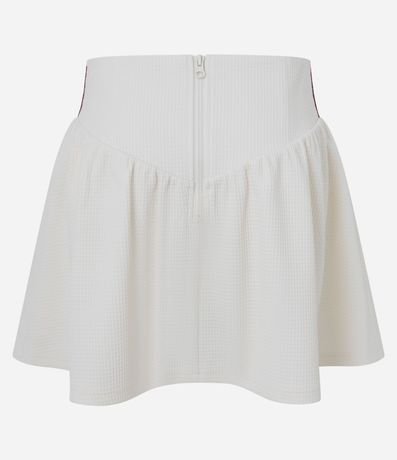 Short Pollera en Malla Waffle con Rayas Laterales 6