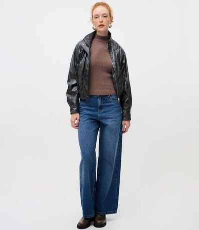 Blusa Slim Texturizada con Cuello Alto y Manga Larga 2