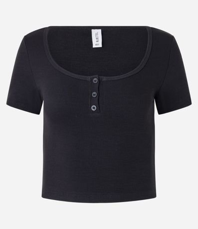 Blusa en Rib con Botones en el Escote 4