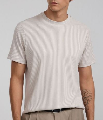 Remera Slim Acanalada con Textura Vertical 3