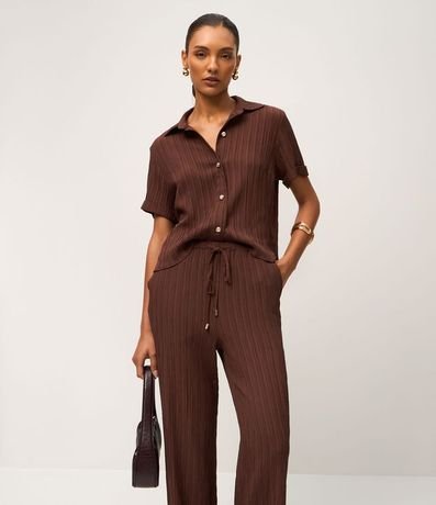 Pantalón Recto Fluida en Chiffon Texturizado 2