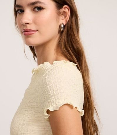 Blusa con Textura y Ondas en los Biés 3