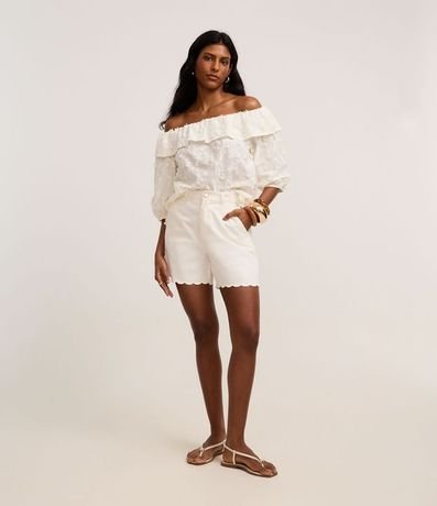 Short Cintura Alta en Sarga con Bajo Nube