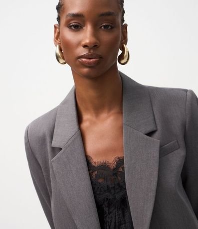 Blazer Corto Sastrería con Solapa Estructurada 3