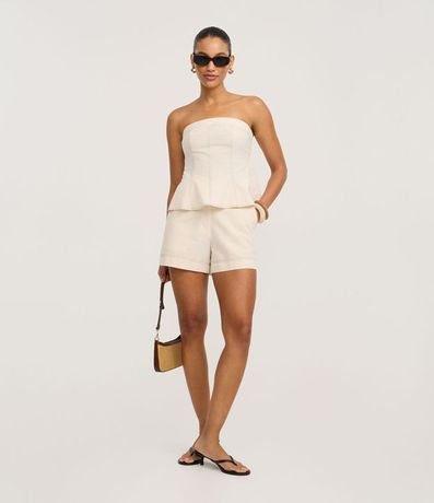 Short en Algodón con Lino con Pespontos Contrastates
