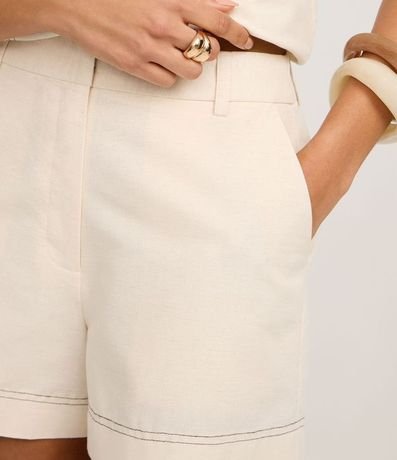 Short en Algodón con Lino con Pespontos Contrastates 4