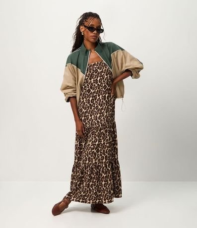 Vestido Evasê Midi de Asa en Viscosa con Estampa Leopardo 2