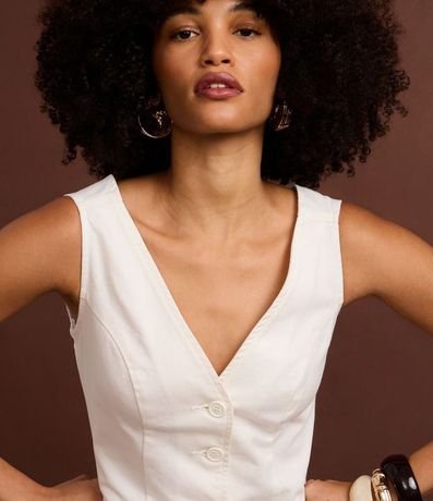 Chaleco Acinturado en Sarga con Botones y Pences 5