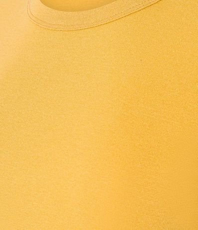 Blusa Básica Ajustada en Rib con Cuello Redondo 7