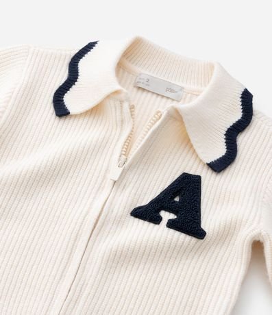 Campera Infantil en Efecto Punto con Volado en el Cuello y Bordado – Talle 1 a 5/6 años 8