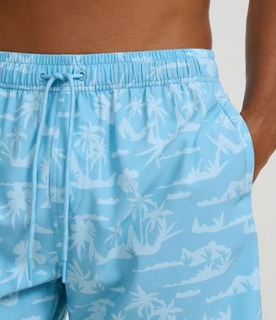 Bermuda Playera en Microfibra con Estampa de Palmeras 3