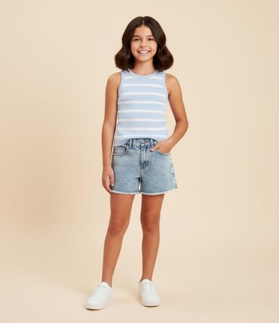Short Jeans Infantil con Bordado de Flor y Marmoleado - Talle 5 a 14 años 2