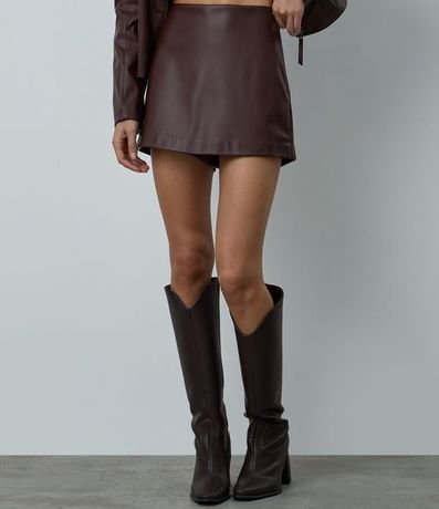 Short Pollera en PU con Cremallera Lateral 2