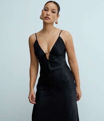 Vestido Sleep Dress New Midi Satinado con Escote Profundo 2