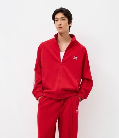 Pantalón Deportiva en Helanca con Rayas Laterales y Estampa Localizada 5