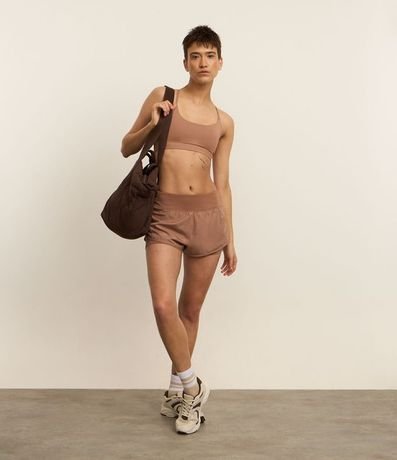 Top Copa Deportiva en Microfibra con Breteles Finos Cruzados 3