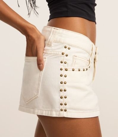 Shot Micro en Sarga con Tachas y Costura Aparente 4