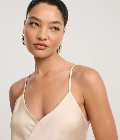 Vestido Satinado de Bretel con Recorte en el Busto 3