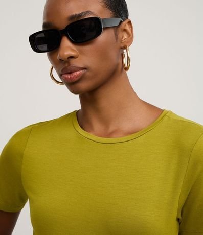 Blusa Básica en Viscosa con Escote Redondo 3