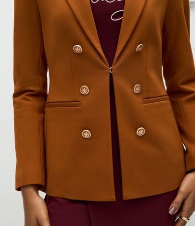 Blazer en Punto Roma Sastrería con Botones Escudo 3