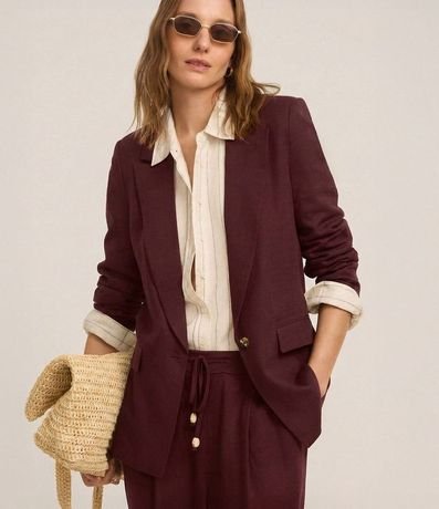 Blazer en Viscolino con Lapelas y Botón Único