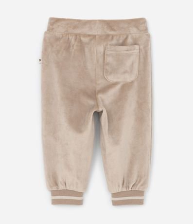 Conjunto Infantil en Plush con Campera Bordada y Pantalón – Talle 0 a 18 Meses 6