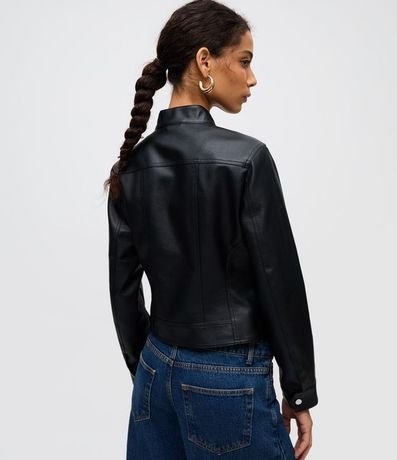 Campera en PU con Cuello Alto y Cremallera Delantera 5