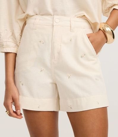 Short Cintura Alta en Algodón con Bordado Floral 3