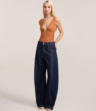 Body en Microfibra con Escote en V Profundo y Adornos 2