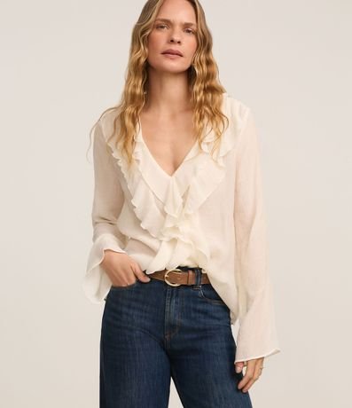 Blusa Texturizada en Viscosa con Volado de Escote 1