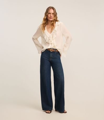 Blusa Texturizada en Viscosa con Volado de Escote 2