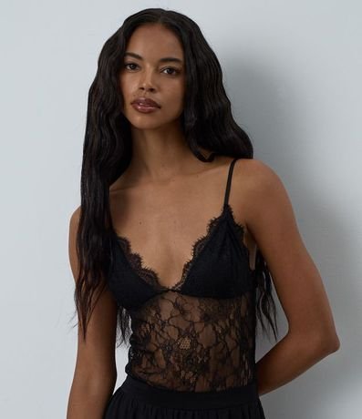 Body en Encaje con Copa y Escote V