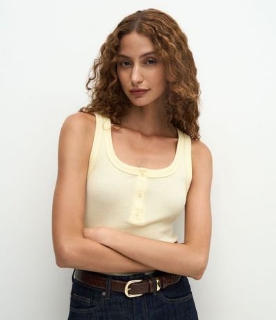 Blusa Musculosa en Rib con Media Vista de Botones 2