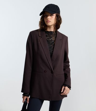 Blazer en Sastre Alargado con Abotonado