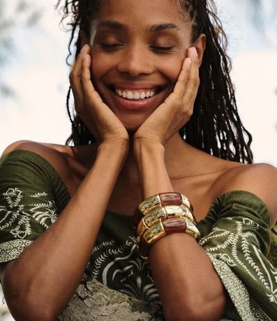 Blusa en Piquet con Manga Evasê y Estampa Arabesco