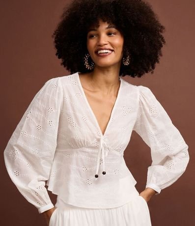 Blusa en Laise con Manga Abullonada y Lazo 4