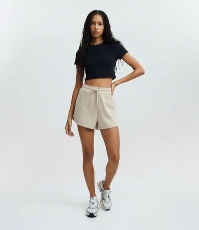 Short Básico en Microfibra con Bolsillos