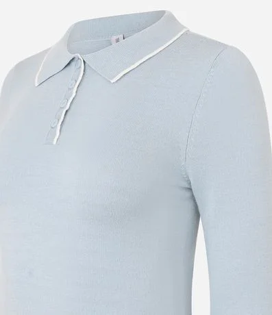 Blusa en Punto con Cuello Polo y Detalle Contrastante 5