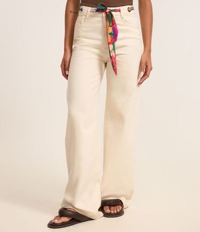 Pantalón Wide Leg en Sarga con Cinturón Pañuelo Estampado 3