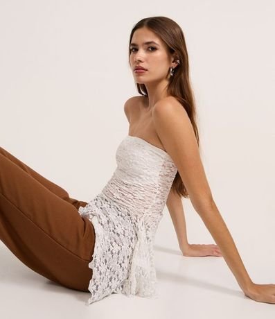 Blusa Sin Breteles en Encaje con Puntas Diferenciadas