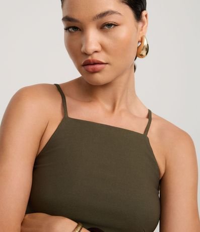 Blusa Ajustada em Viscose com Alça Fina e Decote Reto 3