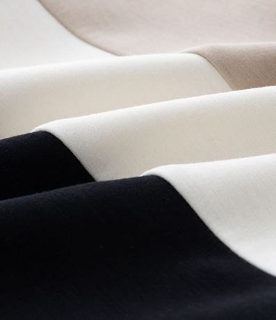 Saco Infantil con Bloques de Colores y Manga Larga – Talle RN a 18 Meses 3