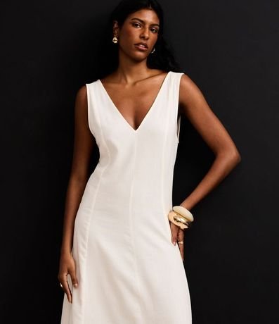 Vestido Evasê Midi en Viscolino con Escote V y Pences 4