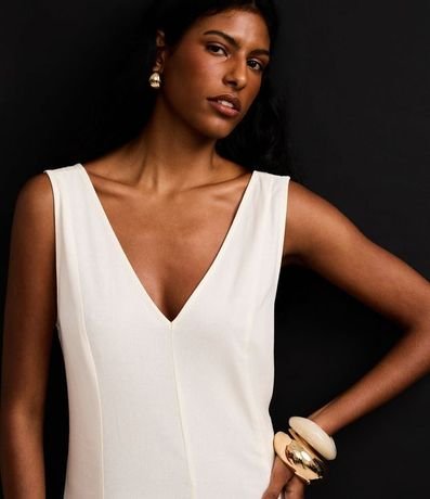 Vestido Evasê Midi en Viscolino con Escote V y Pences 5