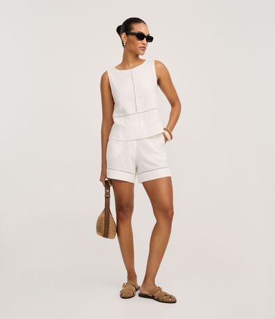 Short en Viscolino con Entremeio na bajo